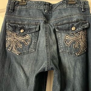 Code Bleu capri jeans size 6.